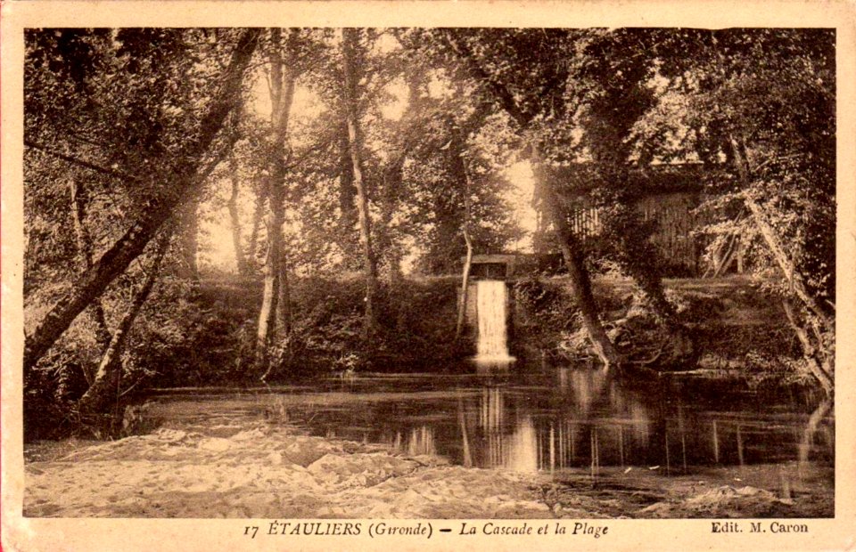 Etauliers - la cascade