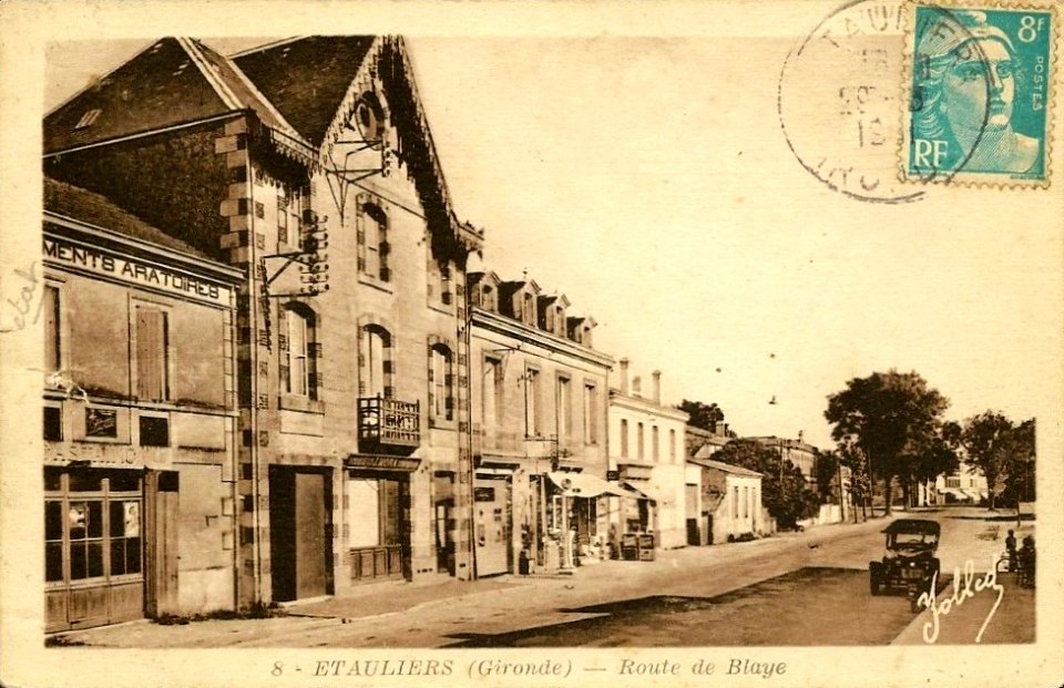 Etauliers - route de Blaye