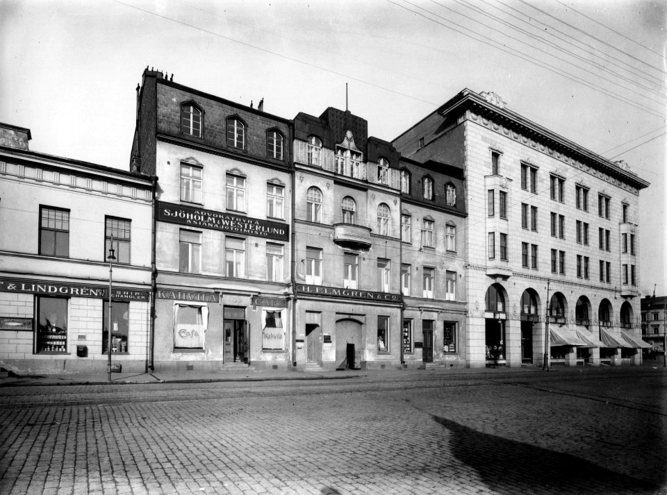 Eteläranta 16,18, 20. Eteläranta 18 talon suunnitellut Valter Thomé, 1909 - N25242 (hkm.HKMS000005-km003005)