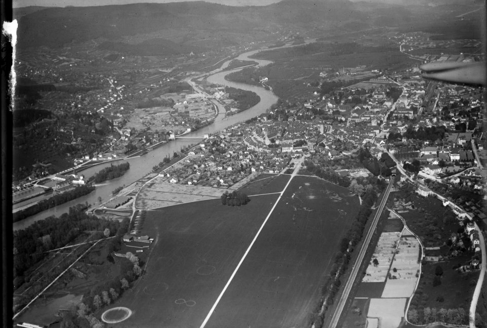ETH-BIB-Aarau, Schachen von West aus 600 m-Inlandflüge-LBS MH01-000508