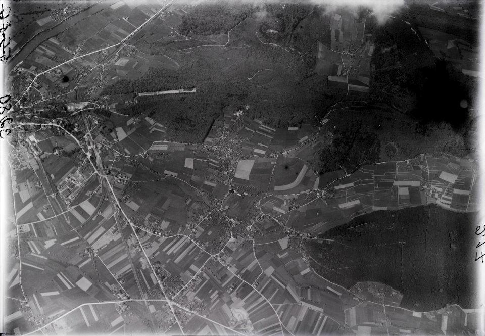 ETH-BIB-Aarburg, Oftringen, Wartburghöf, Sälischloss-Inlandflüge-LBS MH01-003280