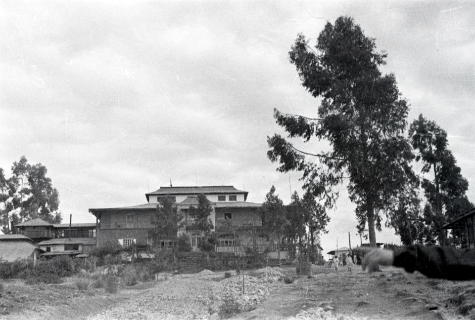 ETH-BIB-Abessinisches Haus-Abessinienflug 1934-LBS MH02-22-0989