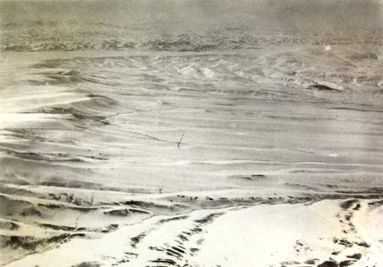 ETH-BIB-Abfall der Qasviner Hochebene beim Manjil-Pass zum Kaspischen Meer aus 4000 m Höhe-Persienflug 1924-1925-LBS MH02-02-0116-AL-FL