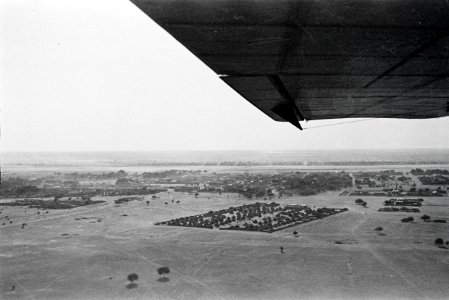 ETH-BIB-Afrikanisches Dorf aus der Luft-Abessinienflug 1934-LBS MH02-22-0881