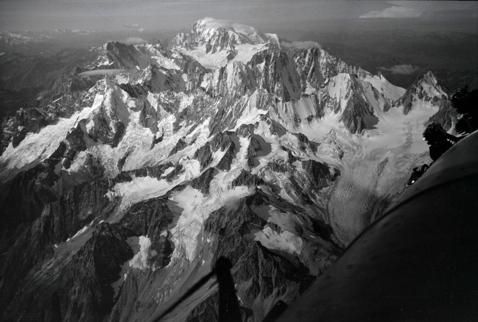 ETH-BIB-Aiguille d'Argentière, Aiguille Verte, Grandes Jorasses, Mont Blanc-Weitere-LBS MH05-21-19