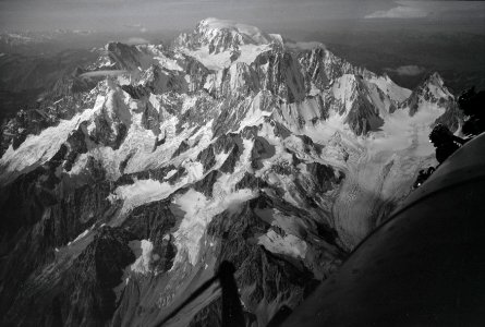 ETH-BIB-Aiguille d'Argentière, Aiguille Verte, Grandes Jorasses, Mont Blanc-Weitere-LBS MH05-21-19