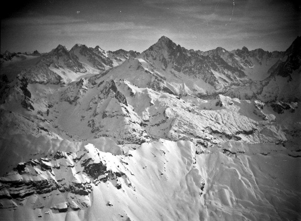 ETH-BIB-Aiguille d'Argentiere, Mt. Blanc von Norden-Tschadseeflug 1930-31-LBS MH02-08-0433