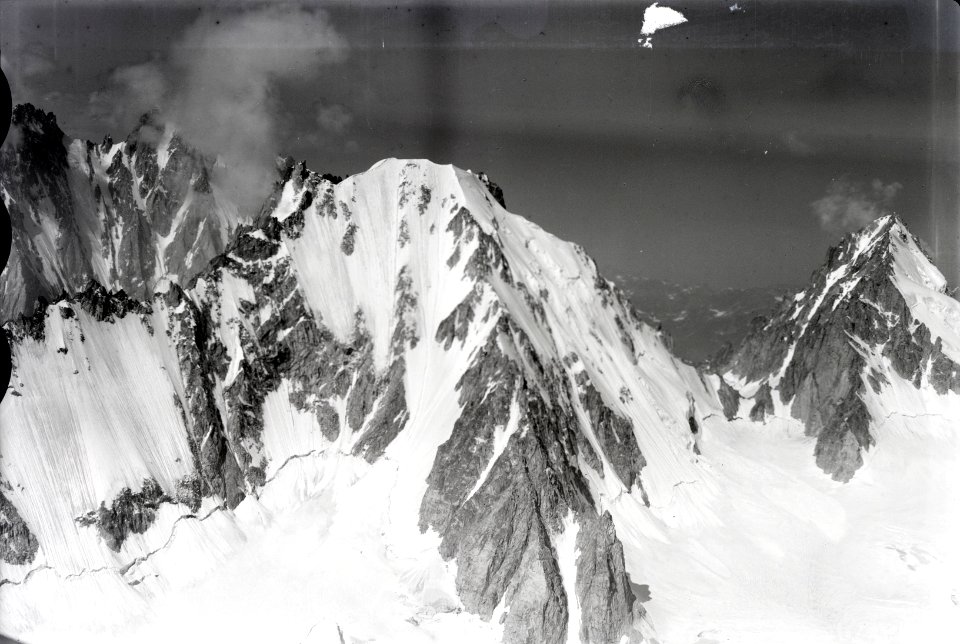 ETH-BIB-Aiguille d'Argentière, Aiguille du Chardonnet v. O. aus 3900 m-Inlandflüge-LBS MH01-005763