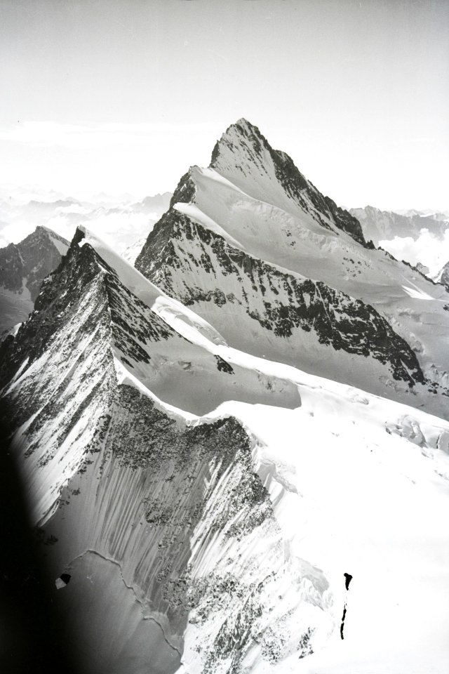 ETH-BIB-Agassizhorn, Finsteraarhorn-Inlandflüge-LBS MH05-11-40
