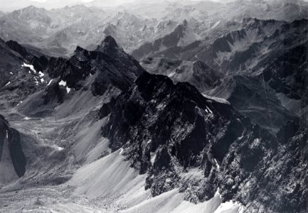 ETH-BIB-Aiguille de Chambeyron von N. aus 3800 m Höhe-Weitere-LBS MH02-06-0010