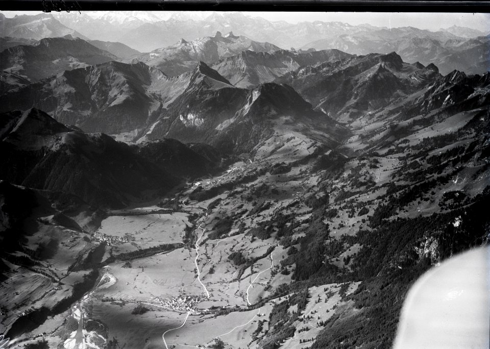 ETH-BIB-Albeuve, Montbovon, Mont d'Or, Rochers de Naye v. N. aus 2600 m-Inlandflüge-LBS MH01-004833
