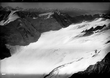 ETH-BIB-Aletschhorn, Grosser Aletschgletscher, Lötschenlücke, Bietschhorn, Mont Blanc-Inlandflüge-LBS MH01-005488