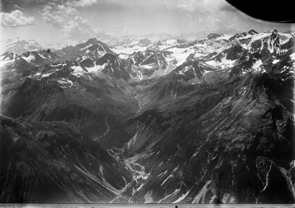 ETH-BIB-Albula, Albulapassstrasse, Piz Ela, Piz Uertsch, Bergelleralpen-Inlandflüge-LBS MH01-003807