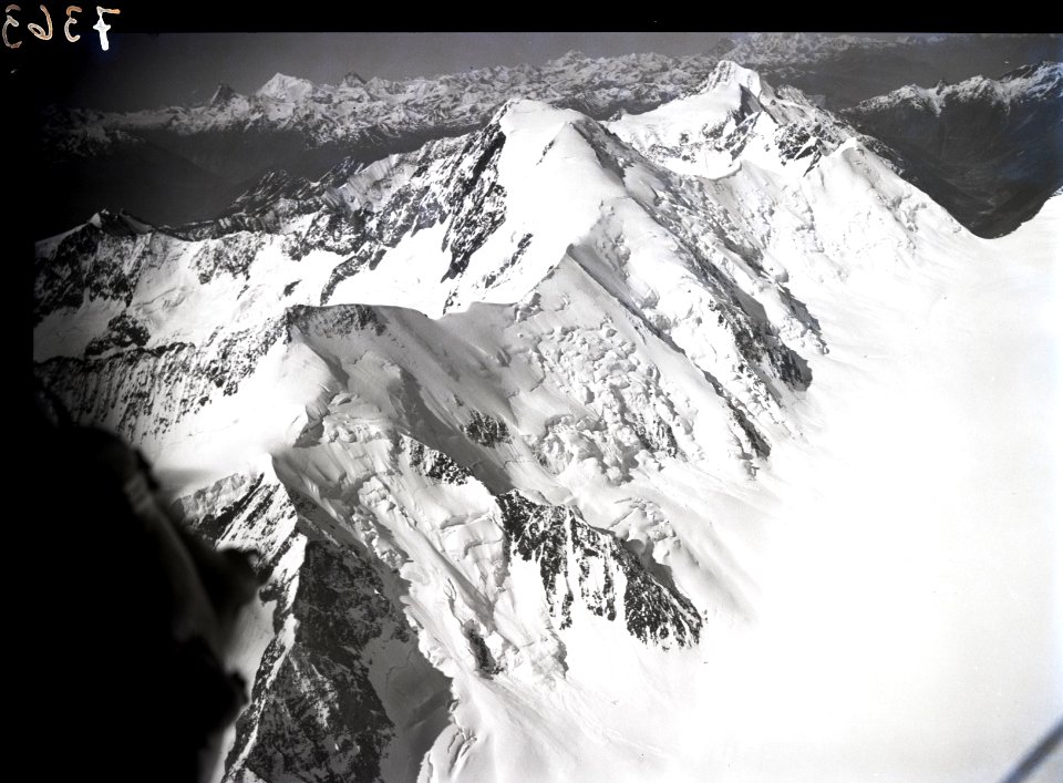 ETH-BIB-Aletschhorn, Bietschhorn-Inlandflüge-LBS MH01-007363
