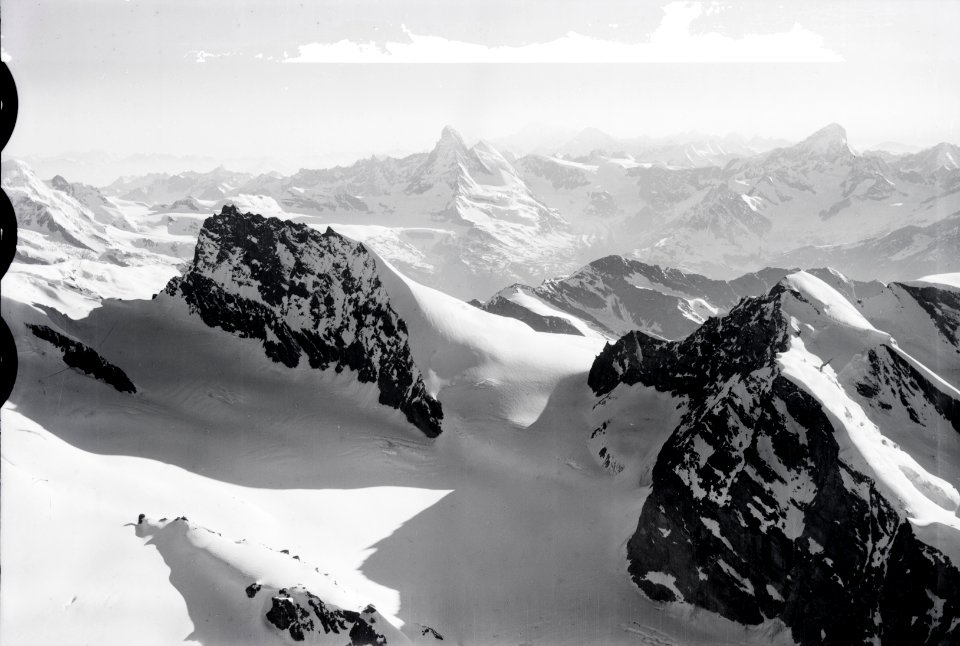 ETH-BIB-Allalinhorn, Rimpflischhorn, Matterhorn, Dent Blanche v. O. aus 4200 m-Inlandflüge-LBS MH01-005666