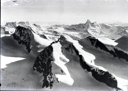 ETH-BIB-Allalinhorn, Rimpflischhorn, Matterhorn, Breithorn v. N. aus 4200 m-Inlandflüge-LBS MH01-005665