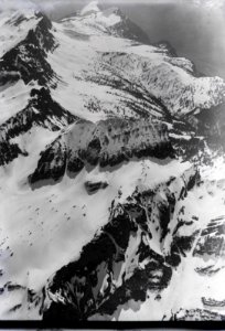 ETH-BIB-Alvierkette mit Gamsberg v. N. W. aus 2800 m-Inlandflüge-LBS MH01-000580