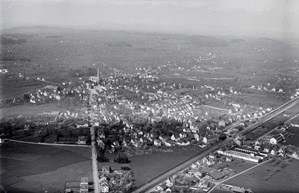 ETH-BIB-Amriswil v. N. O. aus 300 m-Inlandflüge-LBS MH01-004105