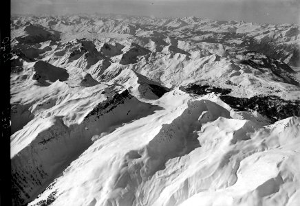 ETH-BIB-Amselflue, Arosa, Welschtobel, Surselva, Bündneroberland v. S. O. aus 4000 m-Inlandflüge-LBS MH01-001540