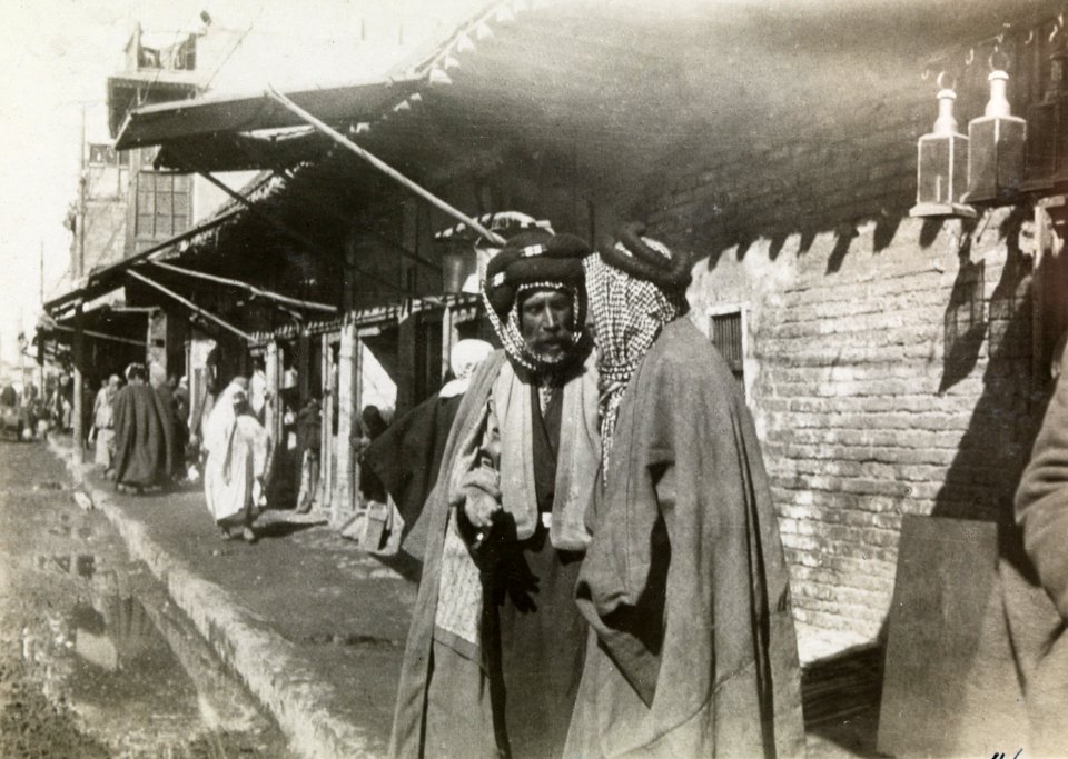 ETH-BIB-Arabertypen Bagdad-Persienflug 1924-1925-LBS MH02-02-0046-AL-FL