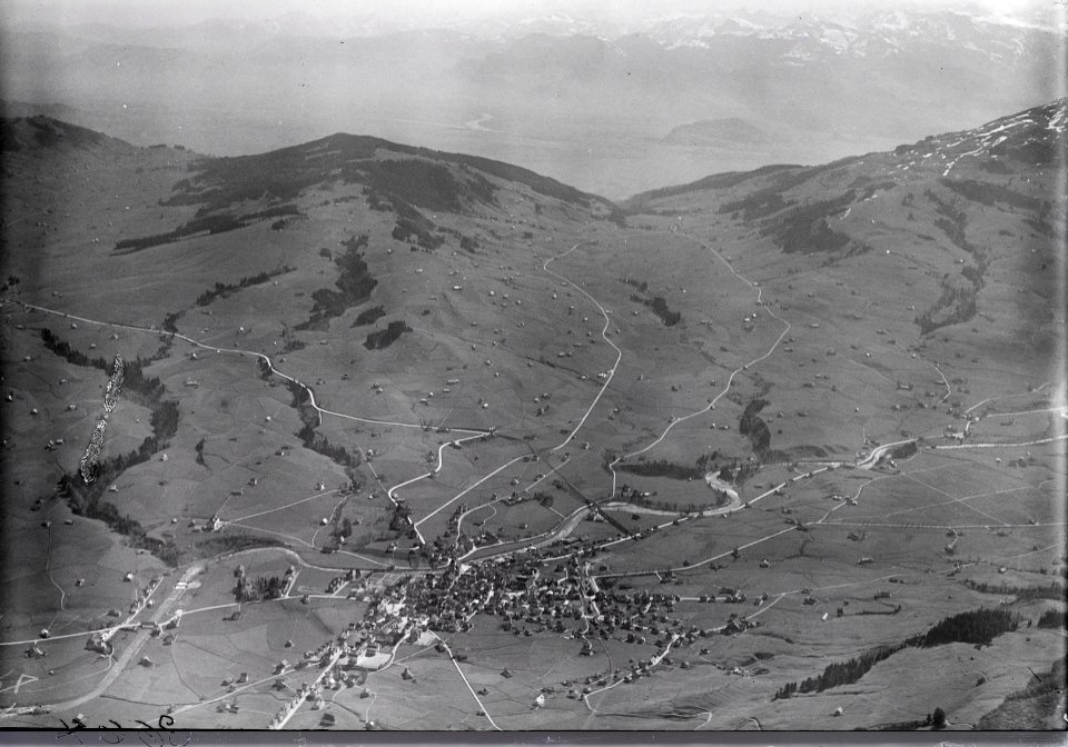 ETH-BIB-Appenzell, Eggerstanden, Rheintal v. W. aus 1600 m-Inlandflüge-LBS MH01-003664