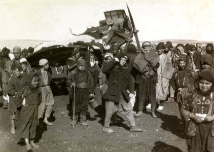 ETH-BIB-Arabertypen bei Kharata - Junkers A 20-Persienflug 1924-1925-LBS MH02-02-0017-AL-FL