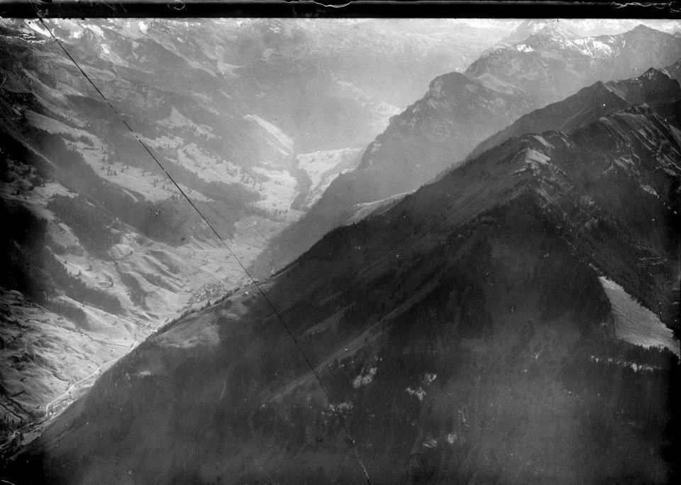ETH-BIB-Arnigrat, Melchtal, Kesselfluh v. N. aus 1800 m-Inlandflüge-LBS MH01-004922