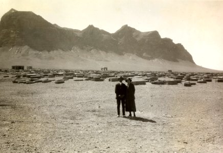 ETH-BIB-Armenierfriedhof in -Neu- Julfa oberhalb Isfahan-Persienflug 1924-1925-LBS MH02-02-0229-AL-FL