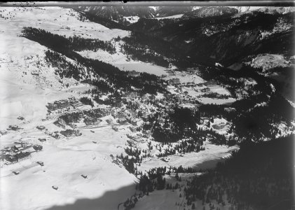 ETH-BIB-Arosa von Kulm bis Obersee, Prätschli v. S. W. aus 1900 m-Inlandflüge-LBS MH01-005364