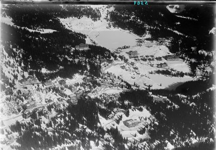 ETH-BIB-Arosa, Untersee, Obersee v. S. W. aus 1900 m-Inlandflüge-LBS MH01-005367