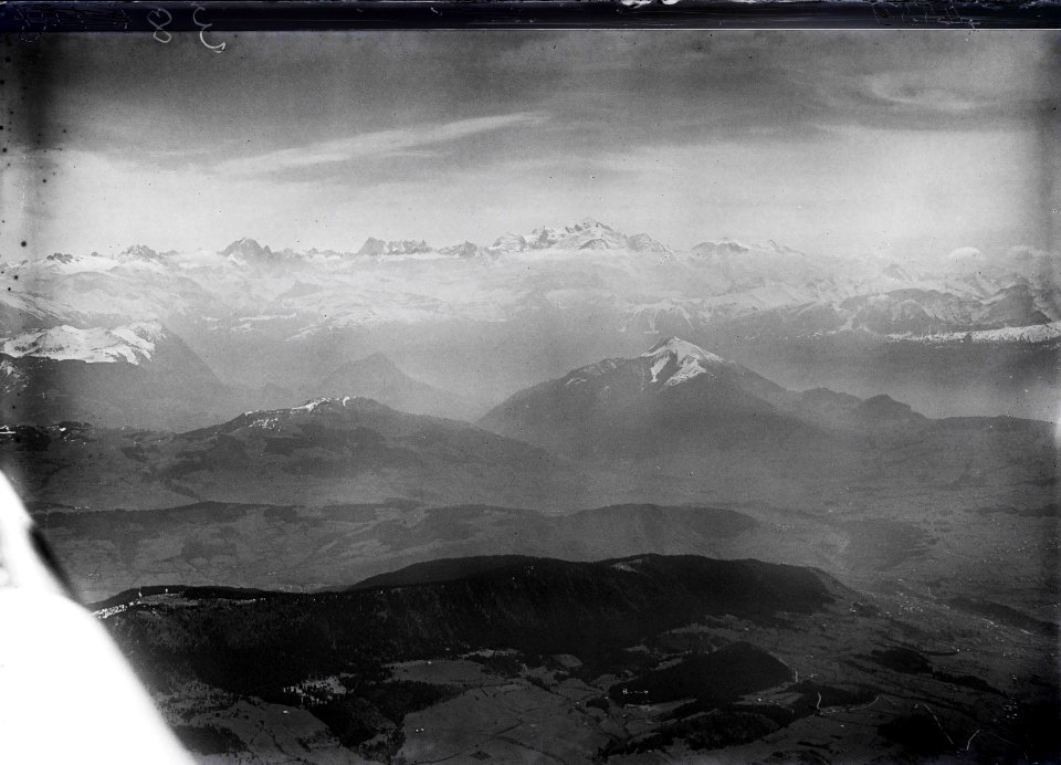 ETH-BIB-Arvetal, Mont Blanc Massiv v. N. aus 4000 m-Inlandflüge-LBS MH01-004559