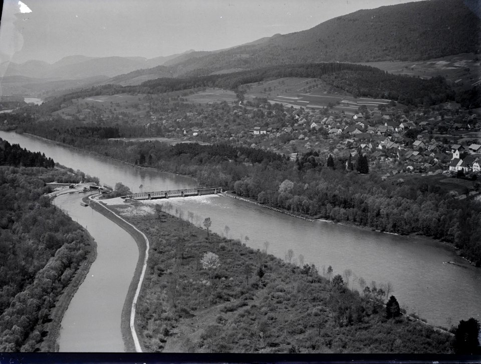 ETH-BIB-Auenstein, Aare, Gyslifluh-Inlandflüge-LBS MH01-004546