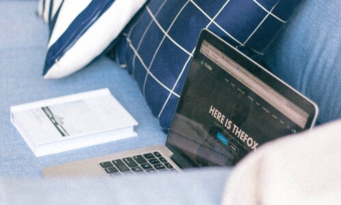 Pillow laptop computer