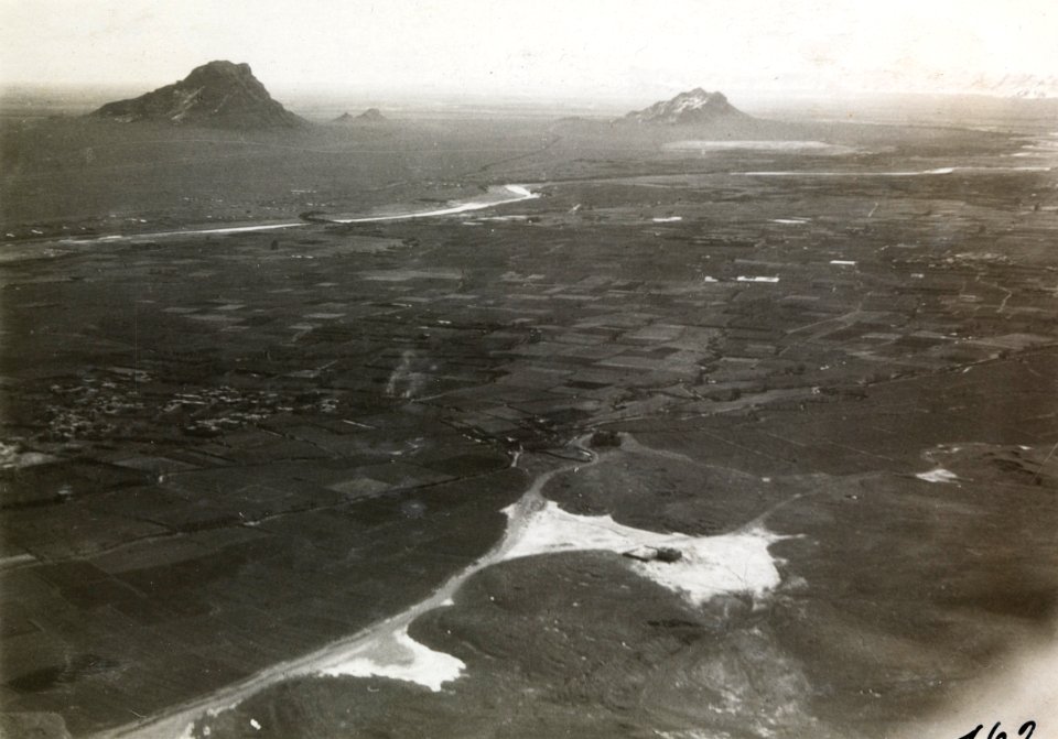 ETH-BIB-Aussendörfer von Isfahan aus 800 m Höhe-Persienflug 1924-1925-LBS MH02-02-0162-AL-FL