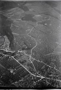 ETH-BIB-Baar, Spinnerei, Strasse nach Ägeri aus 1800 m-Inlandflüge-LBS MH01-000522