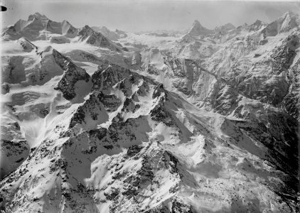 ETH-BIB-Balfrin, Dom, Matterhorn, Weisshorn v. N. aus 4000 m-Inlandflüge-LBS MH01-000383