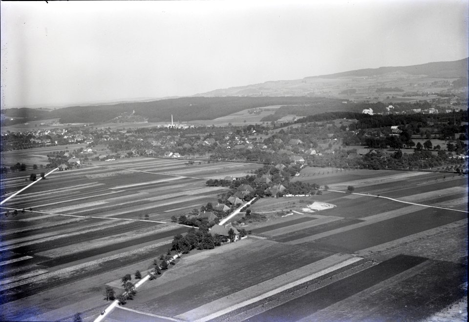 ETH-BIB-Bargen, Aarberg aus 200 m-Inlandflüge-LBS MH01-004671