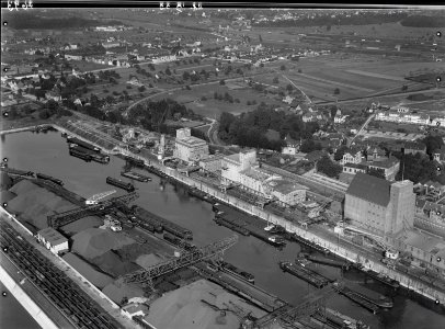 ETH-BIB-Basel, Rheinhafen-Inlandflüge-LBS MH01-007693