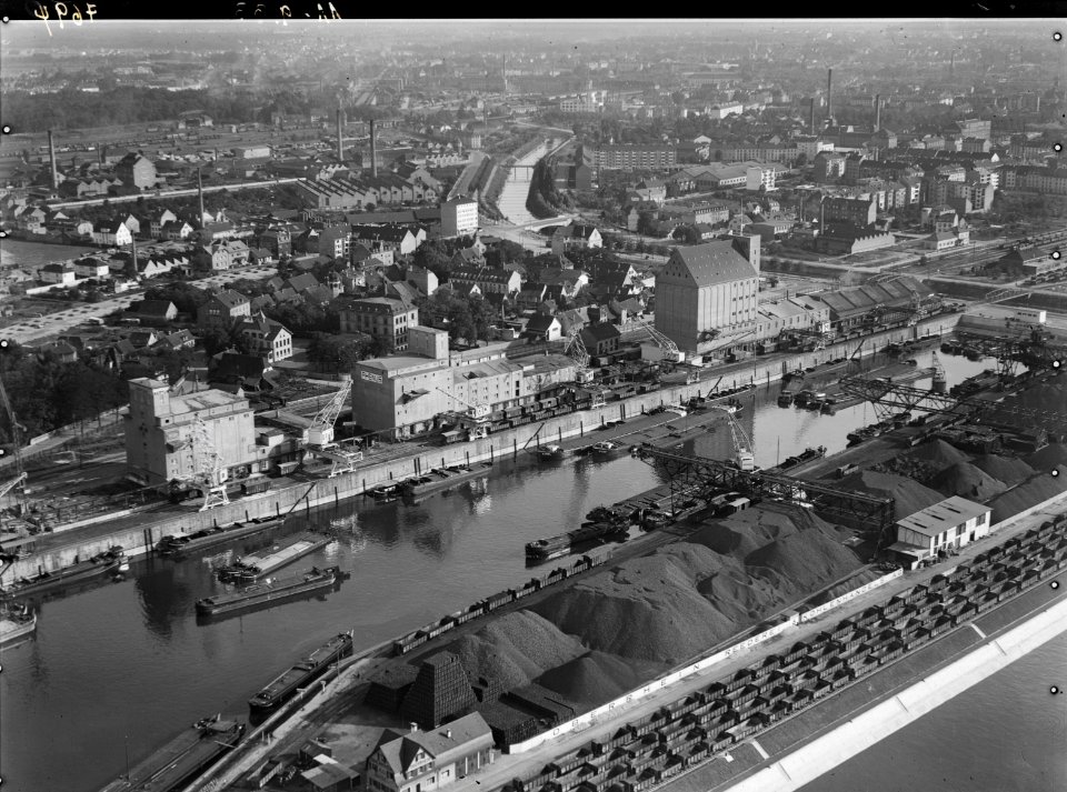 ETH-BIB-Basel, Rheinhafen-Inlandflüge-LBS MH01-007694