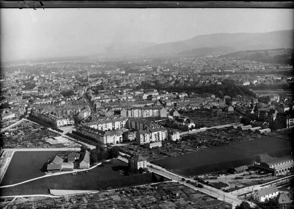 ETH-BIB-Basel-Luzernerring aus 300 m-Inlandflüge-LBS MH01-004353