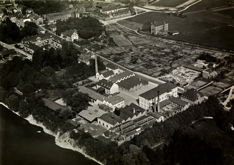 ETH-BIB-Basel-Wettstein, F. Hoffmann-La Roche & Co. an der Grenzacherstrasse-Inlandflüge-LBS MH03-1427