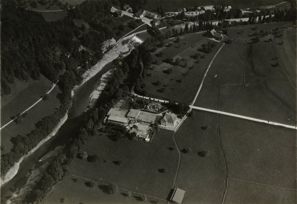 ETH-BIB-Bazenheid SG, Fabrik im Gebiet Au-Inlandflüge-LBS MH03-1733