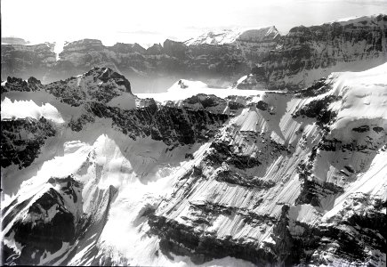 ETH-BIB-Beckenried, Claridenstock, Bocktschingel, Tödi, Bifertenstock v. N. aus 3400 m-Inlandflüge-LBS MH01-004739