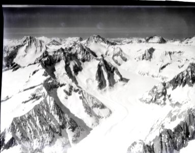 ETH-BIB-Beichgletscher, Oberaletschgletscher-Inlandflüge-LBS MH01-008185