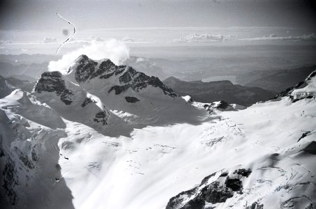 ETH-BIB-Berg mit Vierwaldstättersee-Inlandflüge-LBS MH05-14-19