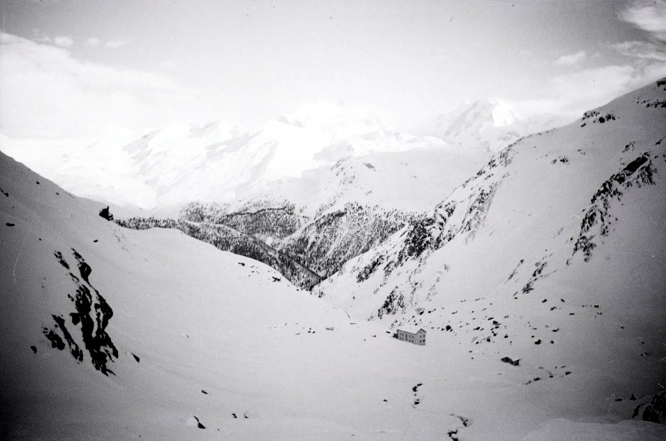 ETH-BIB-Berggasthaus Trift, General Milch-Inlandflüge-LBS MH05-61-37