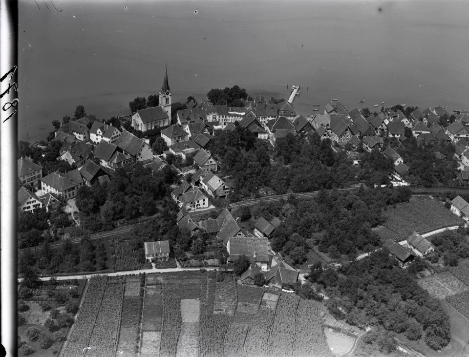 ETH-BIB-Berlingen, Untersee aus 100 m-Inlandflüge-LBS MH01-001871