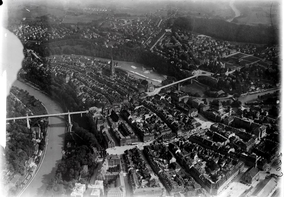 ETH-BIB-Bern-Altstadt-Inlandflüge-LBS MH01-002203