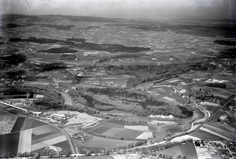 ETH-BIB-Bern-Tiefenau, Engehalbinsel v. S. O. aus 600 m-Inlandflüge-LBS MH01-005993
