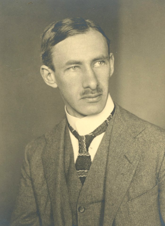 ETH-BIB-Bernays, Paul (1888-1977)-Portr 10424